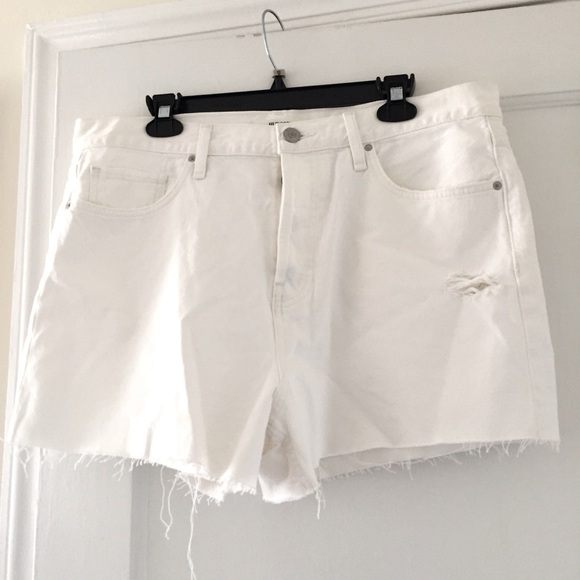 Hudson Lori High Rise Shorts - Picture 1 of 12